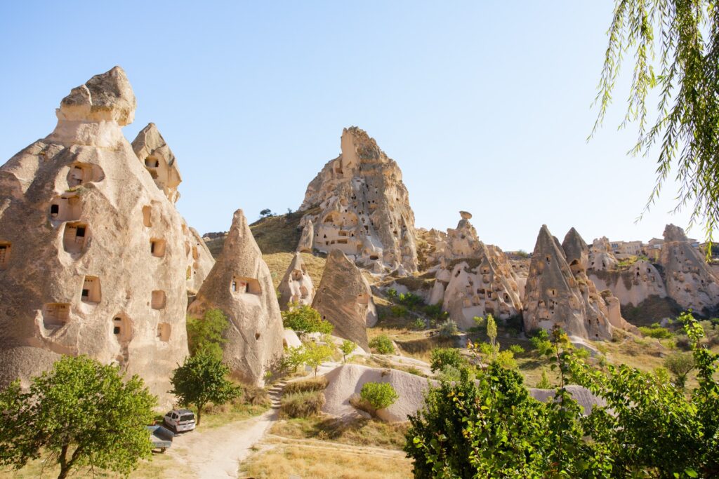 Cappadocia private tour — hot air balloons, cave hotels & fairy chimneys