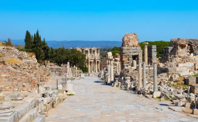 Ephesus ancient greek city is located in izmir province in turkey